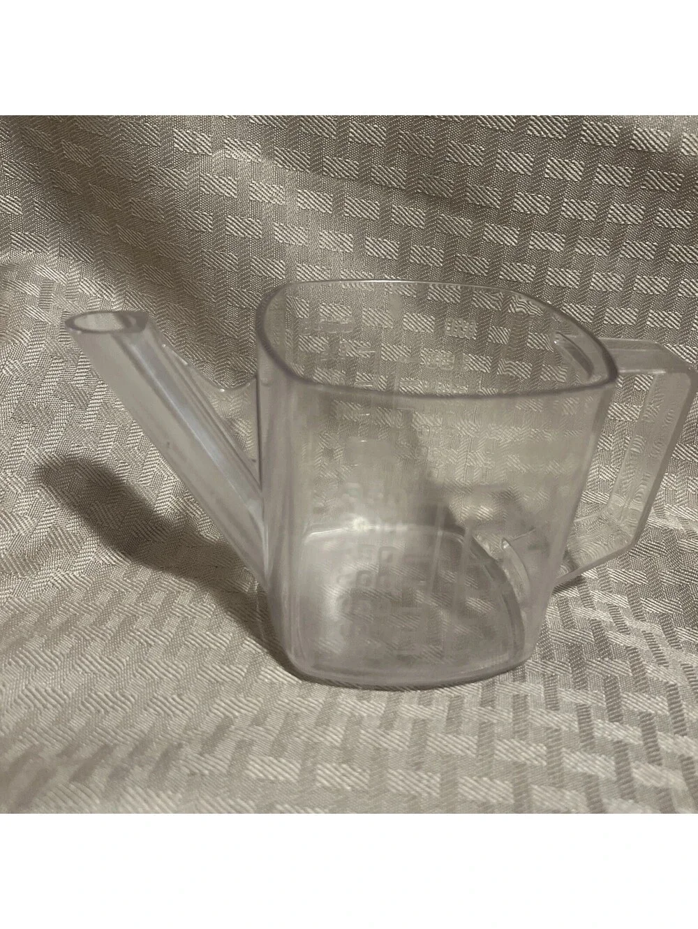 Vintage EHI Gravy Fat Separator 1-1/2 Cup Clear Plastic Measuring Pitcher teapot